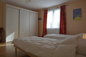 House in Piquecos With Private Pool & Garden