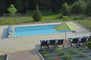 House in Piquecos With Private Pool & Garden