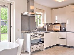 Holiday Home in Wissenkerke With Garden