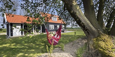 Holiday Home in Wissenkerke With Garden