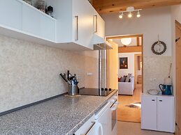 Apartment in Sankt Stefan Near Lake Pressegger