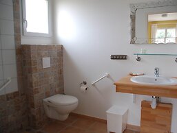 Comfortable Villa With Jacuzzi