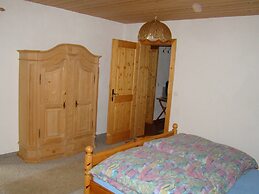 Cozy Apartment in Obsteig near Ski Area