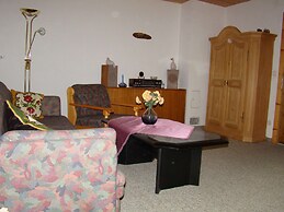 Cozy Apartment in Obsteig near Ski Area