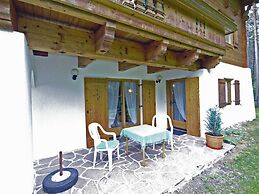 Cozy Apartment in Obsteig near Ski Area