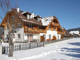Comfortable Apartment in Lungau Valley with Hot Tub