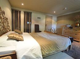 Grand Holiday Home in Alphen with Sauna & Hot Tub