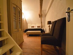 Grand Holiday Home in Alphen with Sauna & Hot Tub