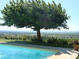 Sunny Holiday Home in Provence With Pool