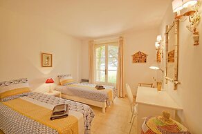 Sunny Holiday Home in Provence With Pool