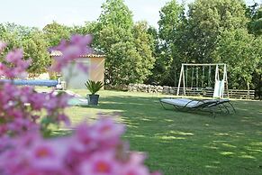 Villa in Reillanne With Private Pool