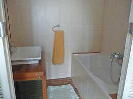 Villa in Reillanne With Private Pool