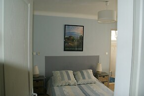 Villa in Reillanne With Private Pool