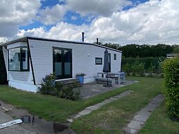 Van Gogh Style Chalet Near Drunense Dunes