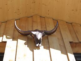 Lovely Chalet With hot tub