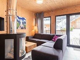 Lovely Chalet With hot tub