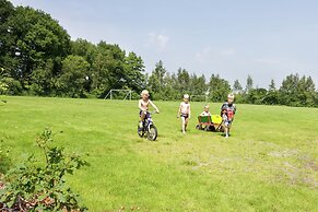 Charming Lodge in Staphorst With Pool Access