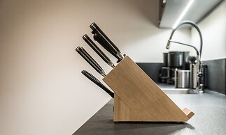 Attractive Apartment With ski Storage Room