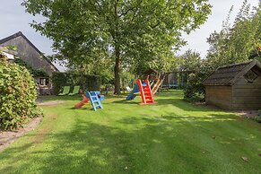 Cosy Vacation Home With a Garden