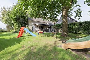 Cosy Vacation Home With a Garden