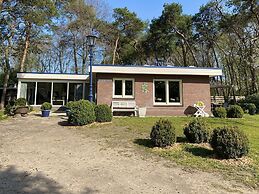 Alluring Holiday Home in Reutum-Weerselo with Hot Tub