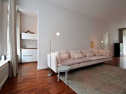 Quietly Located Mansion Near the Centre of The Hague