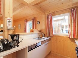 Luxurious Chalet With Valley Views