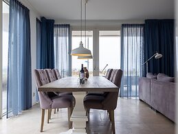 Luxury Apartment Near the North Sea