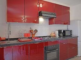 Villa in Var With Hill Views & Pool