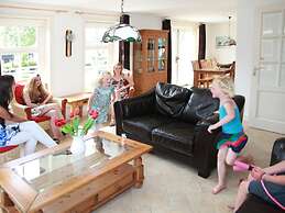 Nice Villa in Wieringer Style near Wadden Sea