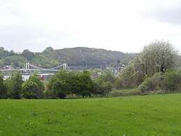 Modern Comfort in a Central Spot