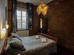 Modern Comfort in a Central Spot