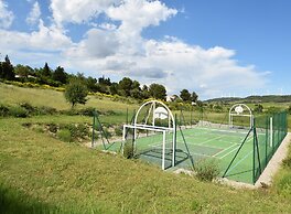 Luxe Villa in Montbrun