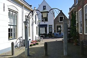 Charming Chalet in Goedereede With Open Area