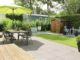 Tidy Chalet with Microwave near Wadden Sea