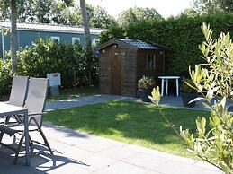 Tidy Chalet with Microwave near Wadden Sea