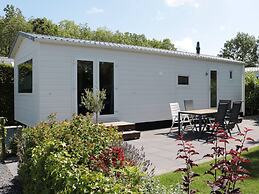 Tidy Chalet with Microwave near Wadden Sea