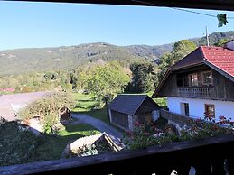 Countryside Apartment in Gmünd near Cross Country Skiing