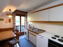 Countryside Apartment in Gmünd near Cross Country Skiing