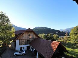 Countryside Apartment in Gmünd near Cross Country Skiing
