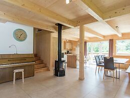 Spectacular Chalet near Ski Area in Sankt Georgen ob Murau