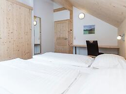 Spectacular Chalet near Ski Area in Sankt Georgen ob Murau