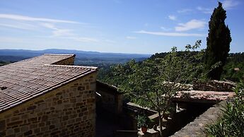 Hidden Retreat in Chassiers
