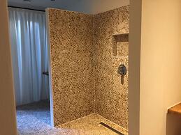 Country House With Fireplace at Bedafse Bergen