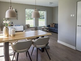 Bungalow in De Cocksdorp With Garden