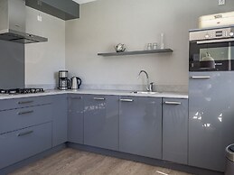 Bungalow in De Cocksdorp With Garden