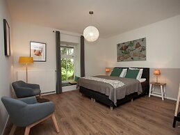 Pet-friendly Mansion