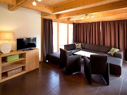 Luxurious Chalet in Murau with Outside Hot Tub