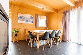 Luxurious Chalet in Murau with Outside Hot Tub