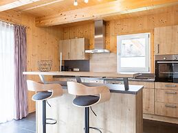 Luxurious Chalet in Murau with Outside Hot Tub